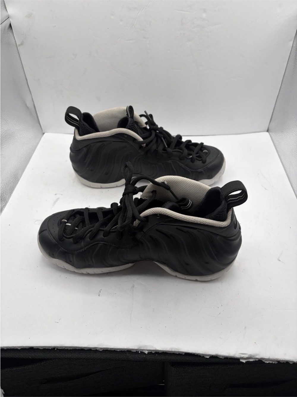 Nike Foamposite Pro “Dr. Doom” Black/White 624041-006 Men’s Size 8.5 - Picture 4 of 16